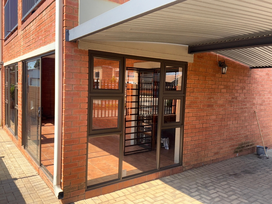 2 Bedroom Property for Sale in Die Bult North West